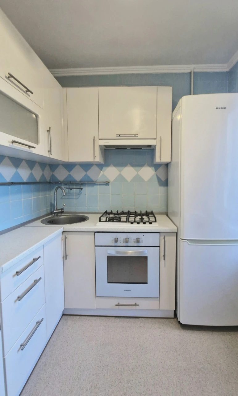 Продаж квартири вул. Озерна (Оболонь) в Києві / W-7474112