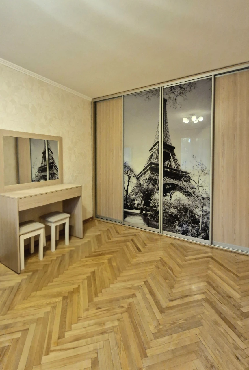 Продаж квартири вул. Озерна (Оболонь) в Києві / W-7474112