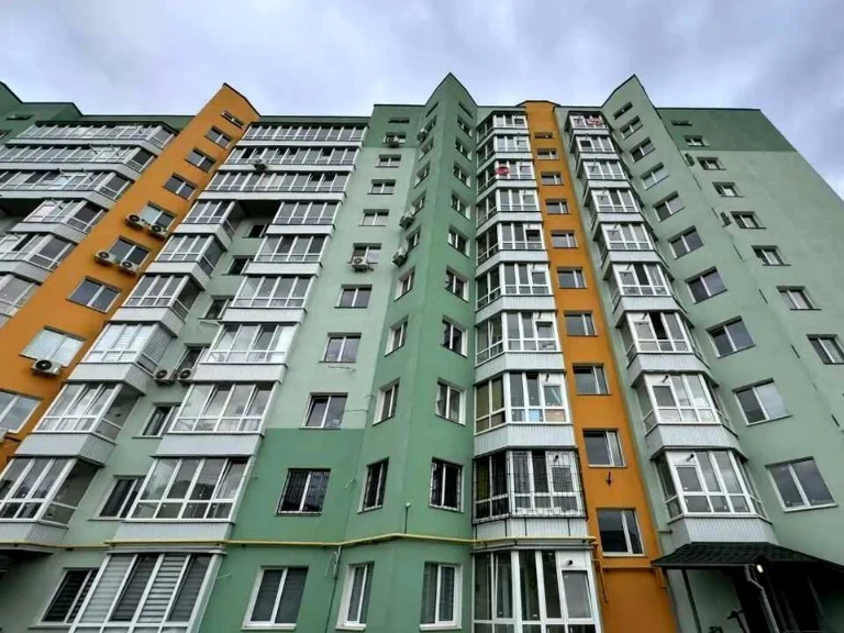 Квартира. Полтава, Павленківська пл.