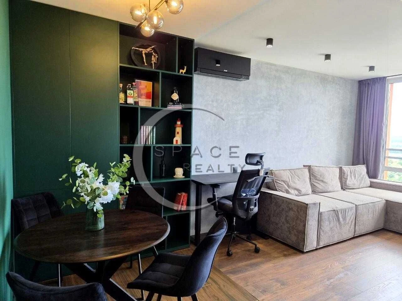 Apartment for sale: 1-bedroom apartment in ЖК Seven Дніпровська набере
