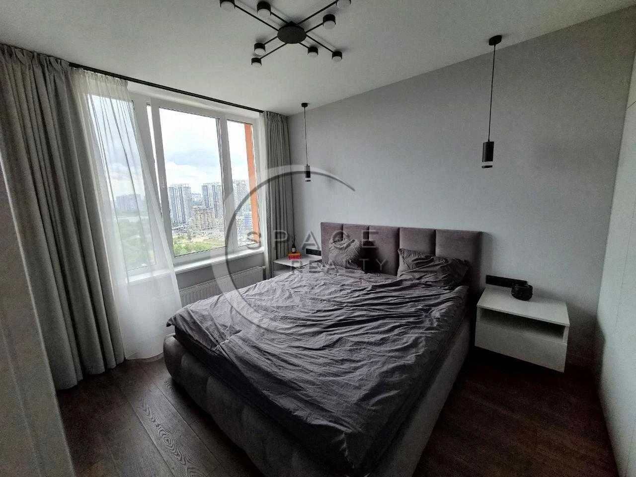 Apartment for sale: 1-bedroom apartment in ЖК Seven Дніпровська набере