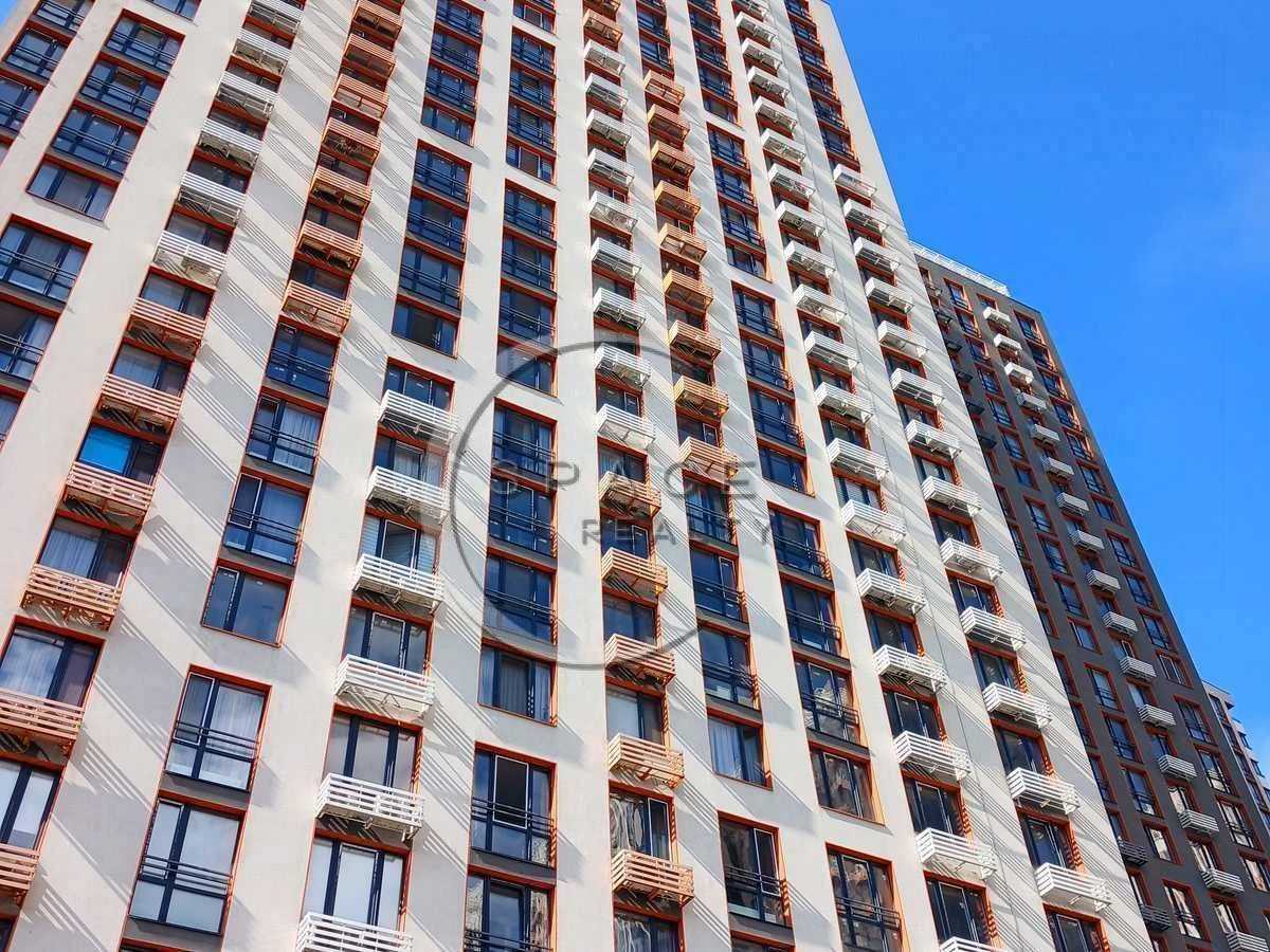 Apartment for sale: 1-bedroom apartment in ЖК Seven Дніпровська набере
