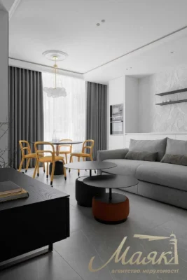 Apartment for Sale - New Renovation, 62 sq m, Bulvar Fontaniv, P