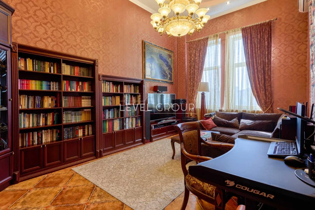 For Sale 4 Rooms Saperno-Slobidska 8, Holosiiv