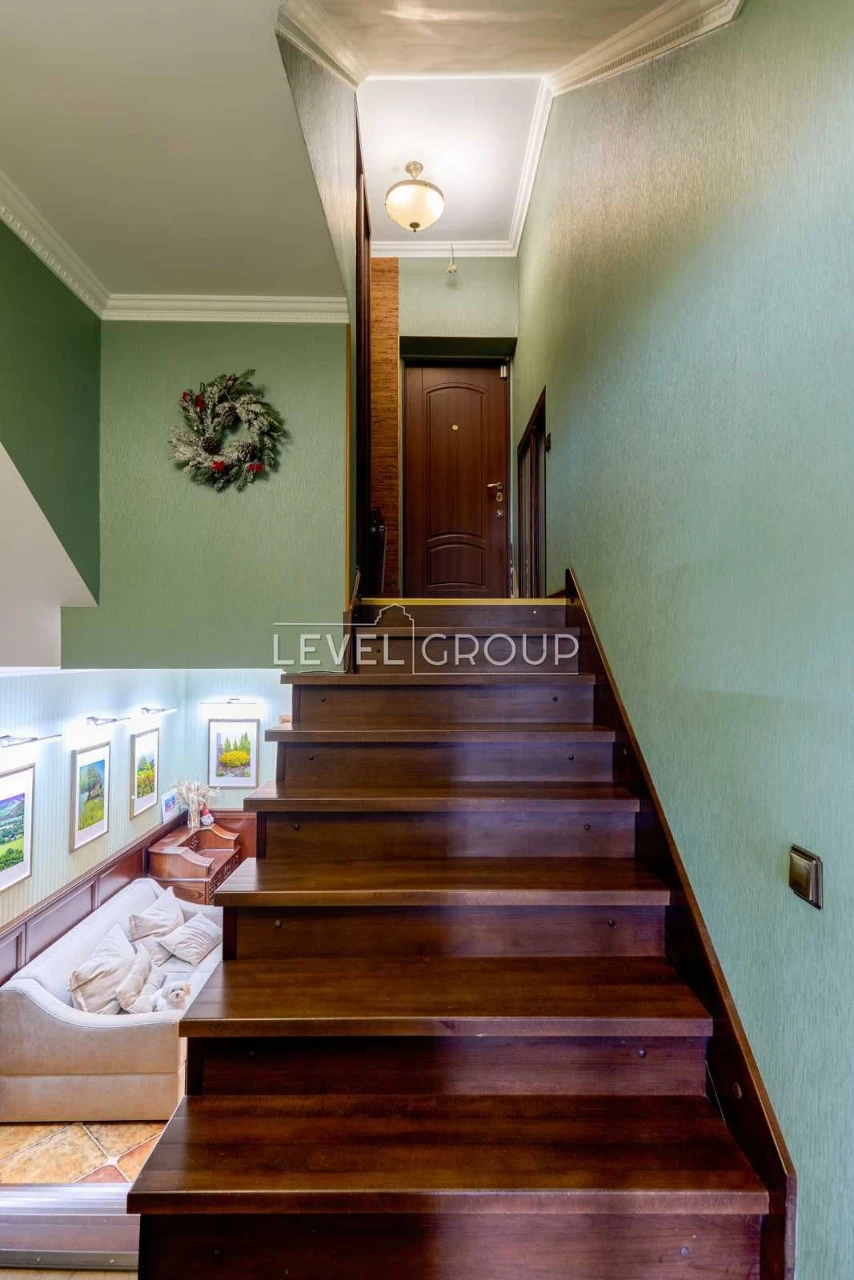 For Sale 4 Rooms Saperno-Slobidska 8, Holosiiv