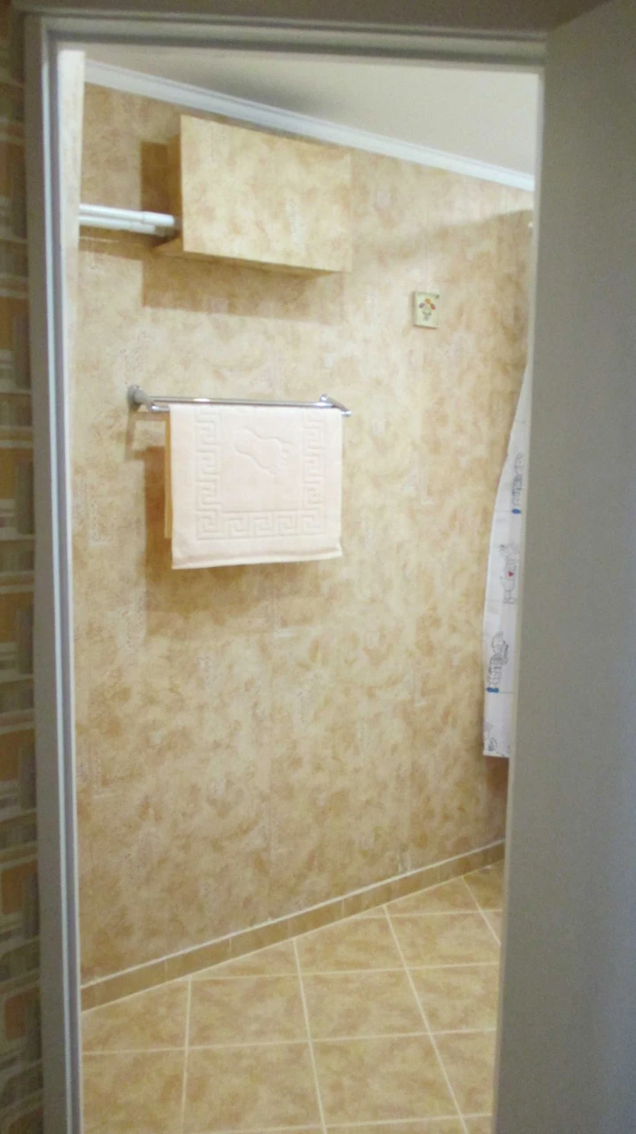 Продаж квартири вул. Бальзака, 4