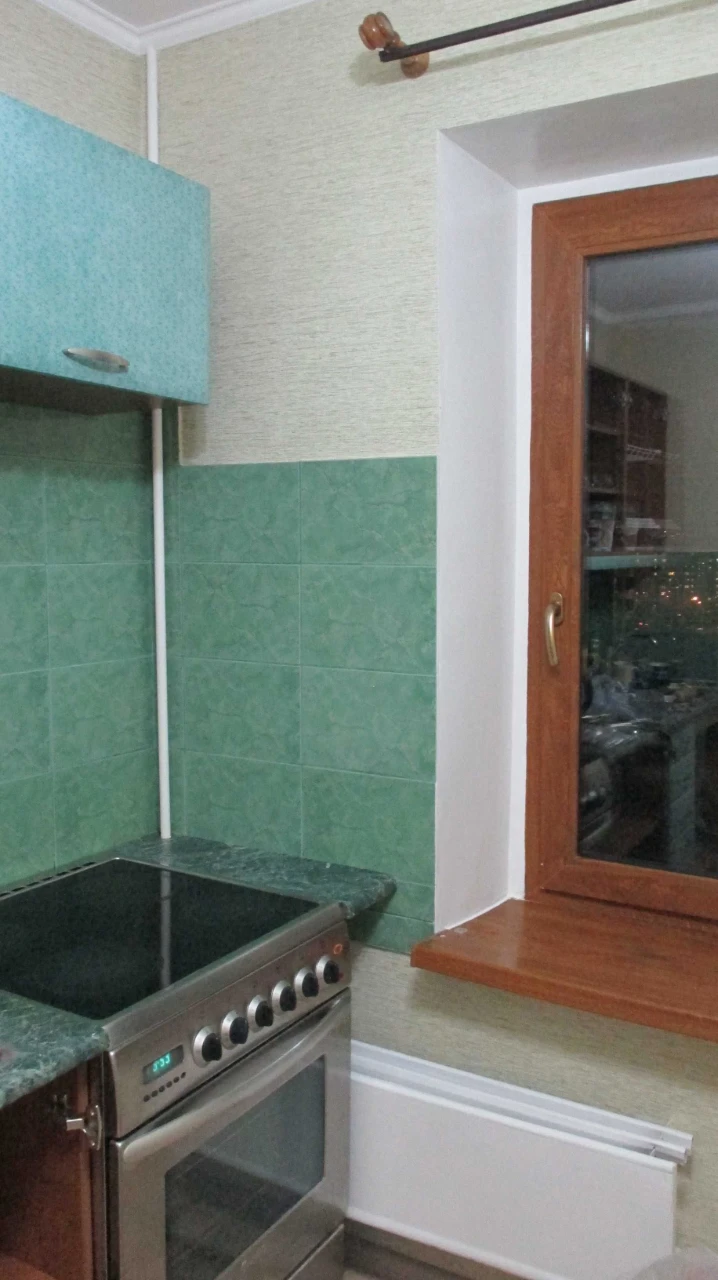 Продаж квартири вул. Бальзака, 4