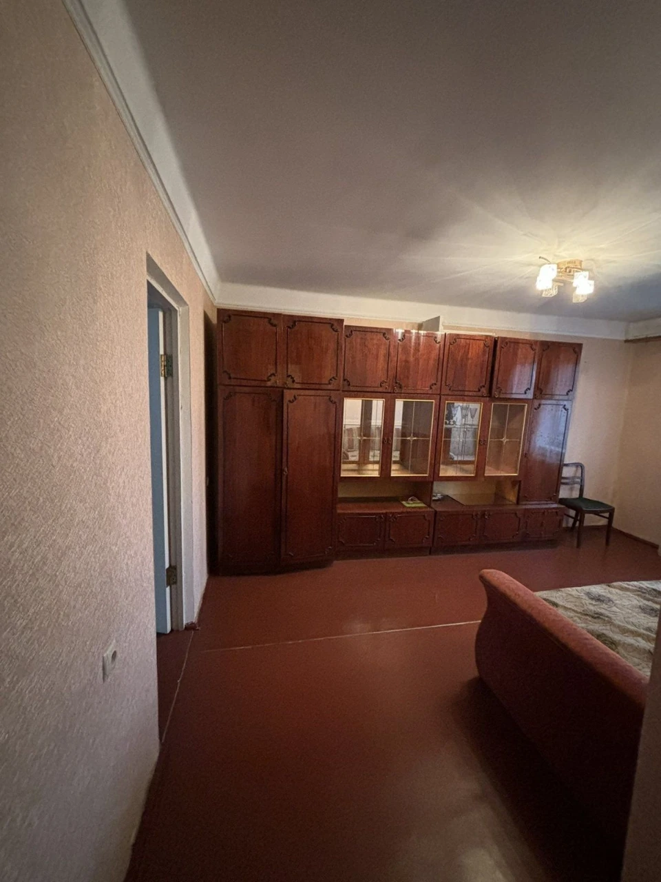 For Sale: Apartment on Jordan Street 18, Obolon, 10-minute walk to metro.