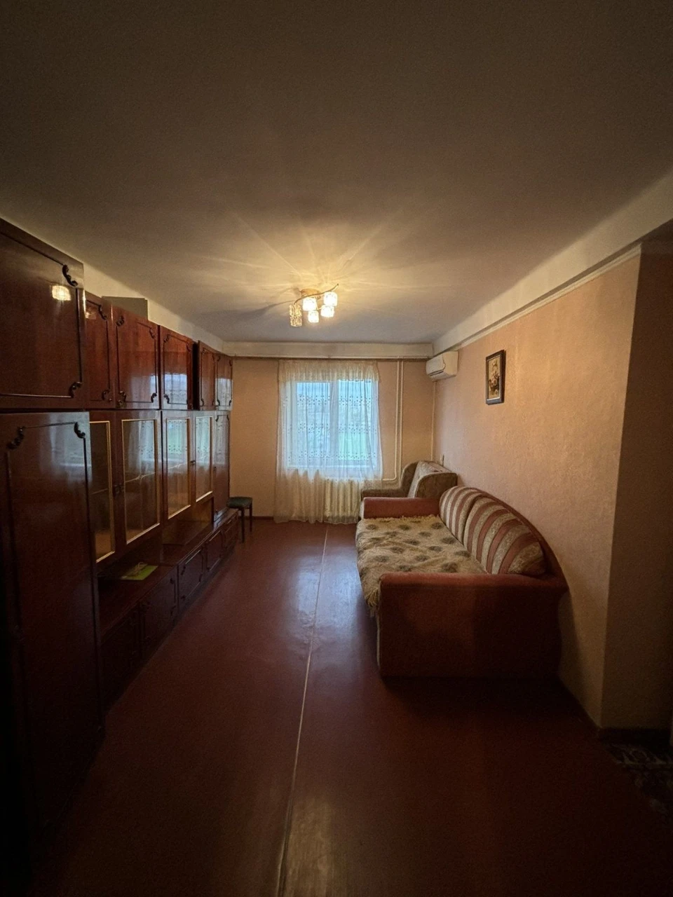 For Sale: Apartment on Jordan Street 18, Obolon, 10-minute walk to metro.