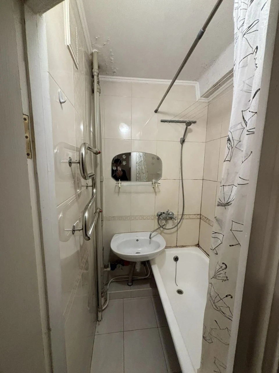 For Sale: Apartment on Jordan Street 18, Obolon, 10-minute walk to metro.