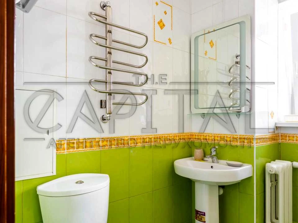 Apartment. Anna Akhmatova Street, Kyiv