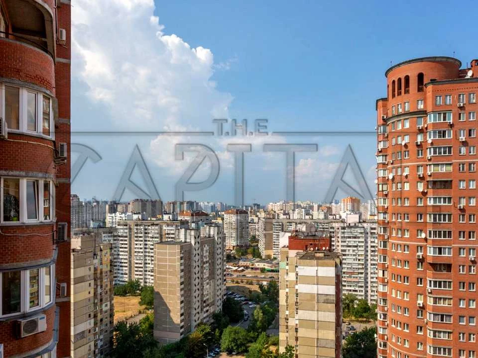 Apartment. Anna Akhmatova Street, Kyiv