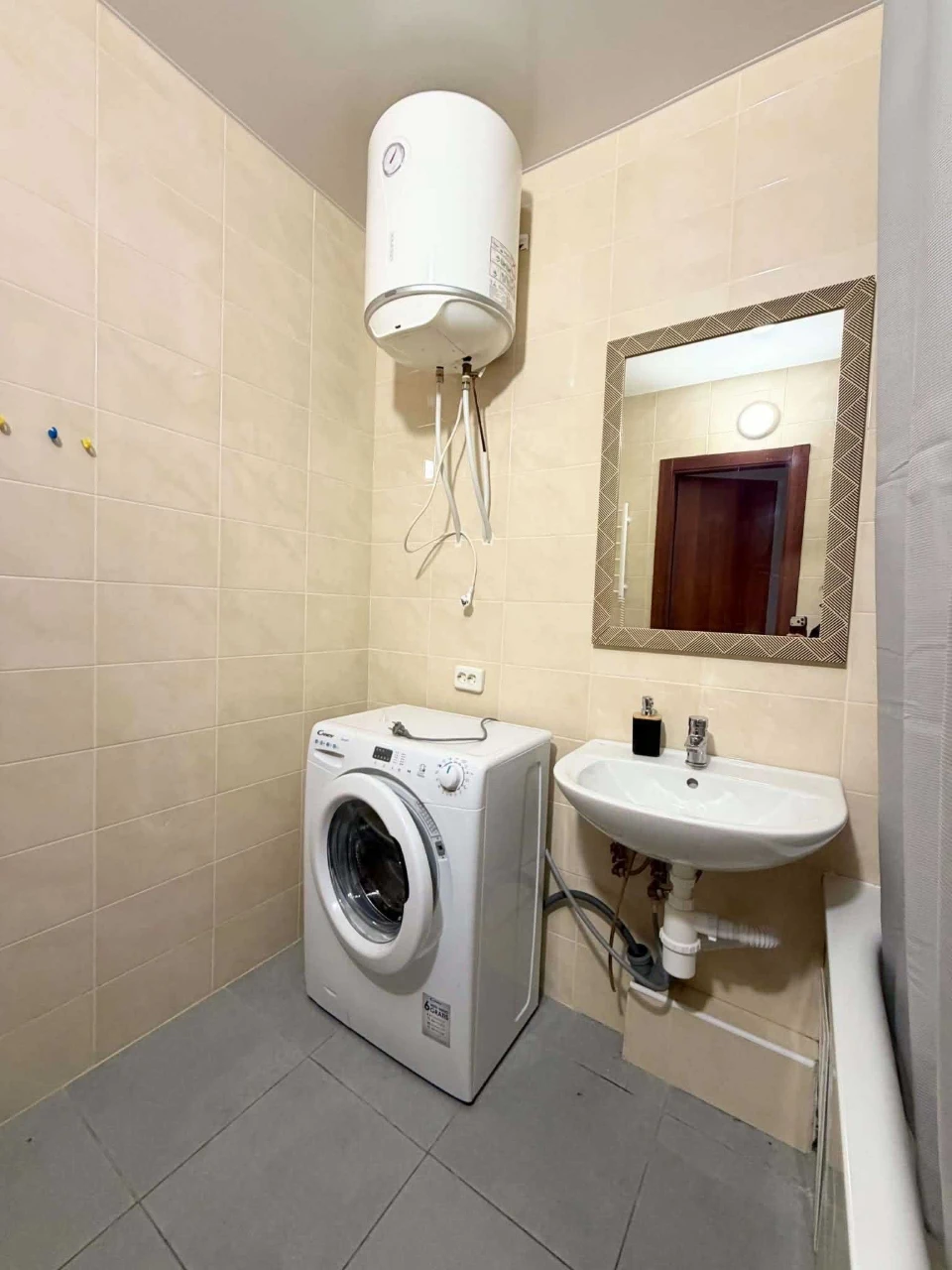 Sale of a large 1-bedroom apartment in the Navigátor residential complex