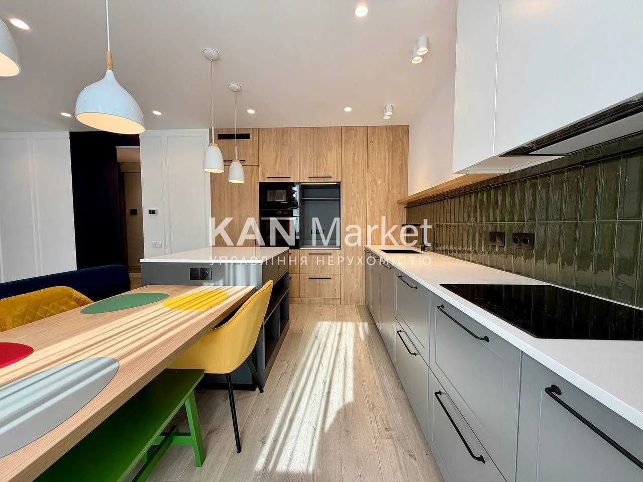 Продаж 3к квартири 88,2 м² з ремонтом у Файна Таун!