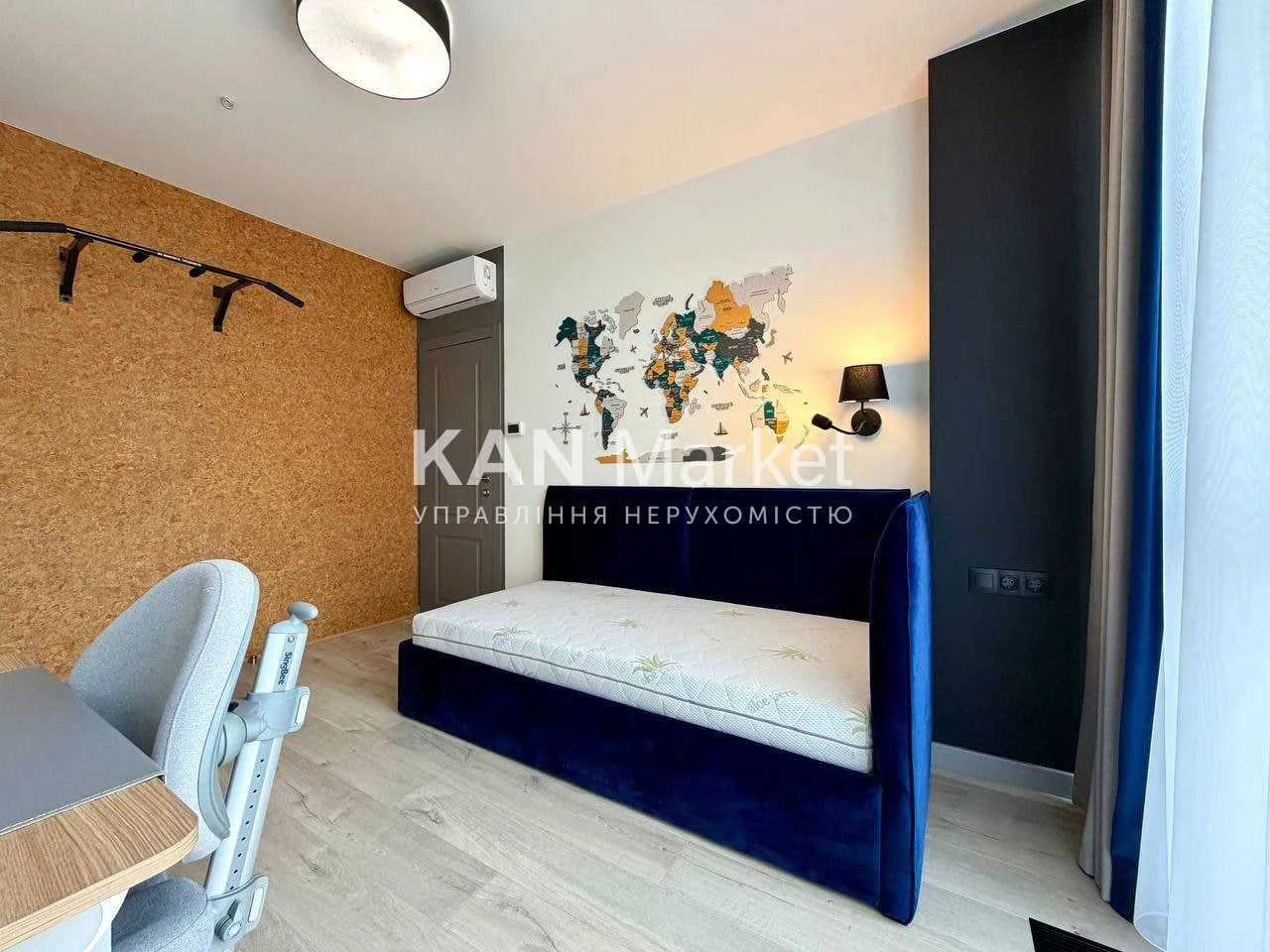 Продаж 3к квартири 88,2 м² з ремонтом у Файна Таун!