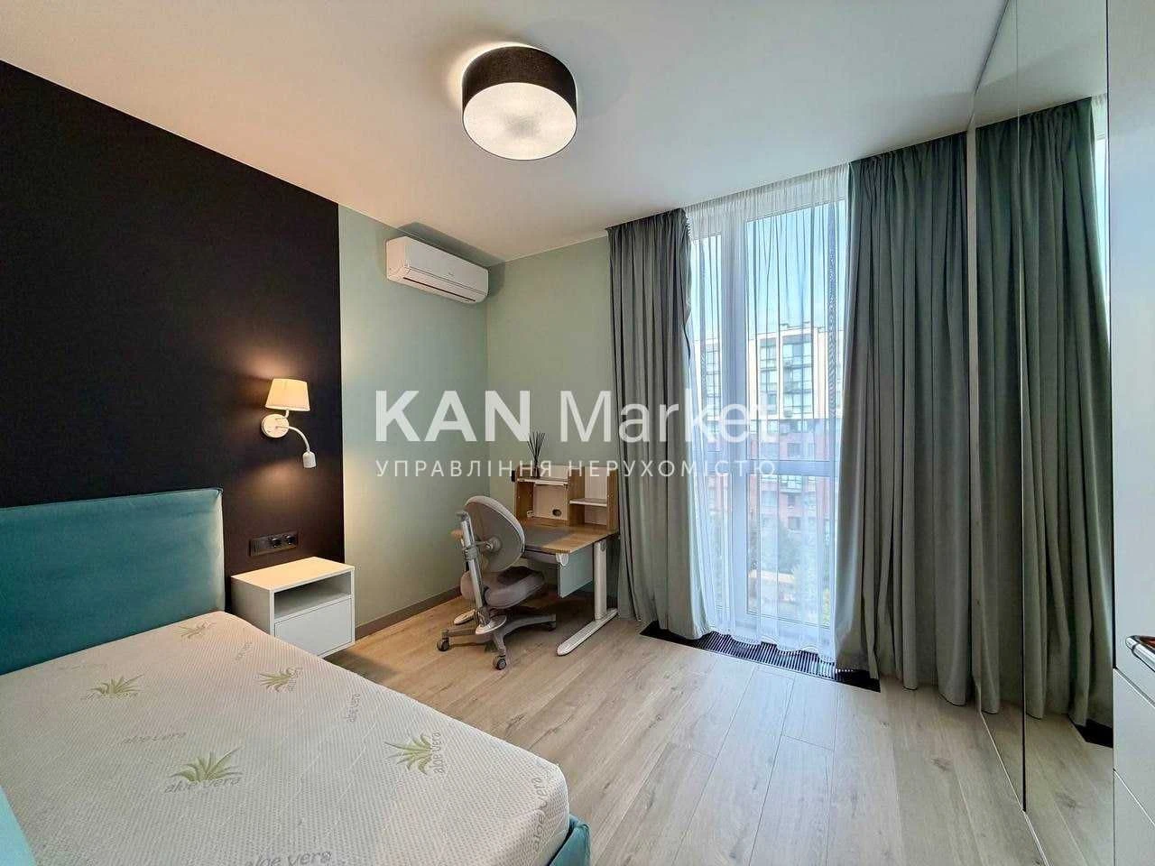 Продаж 3к квартири 88,2 м² з ремонтом у Файна Таун!