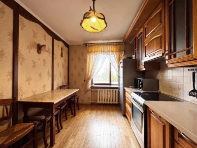 Продам 3-х к.квартиру ЖМ Сонячний ; пр.Любарського 8