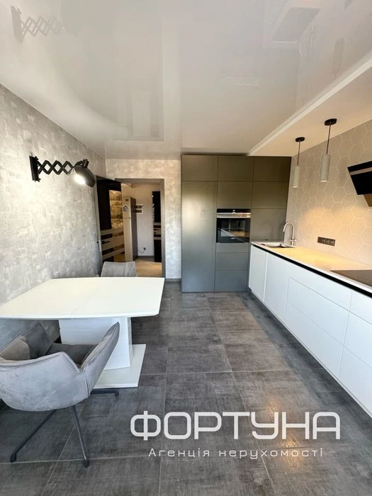 ‼️ПОДІЛ, Дворівнева квартира 125м2, Євроремонт!