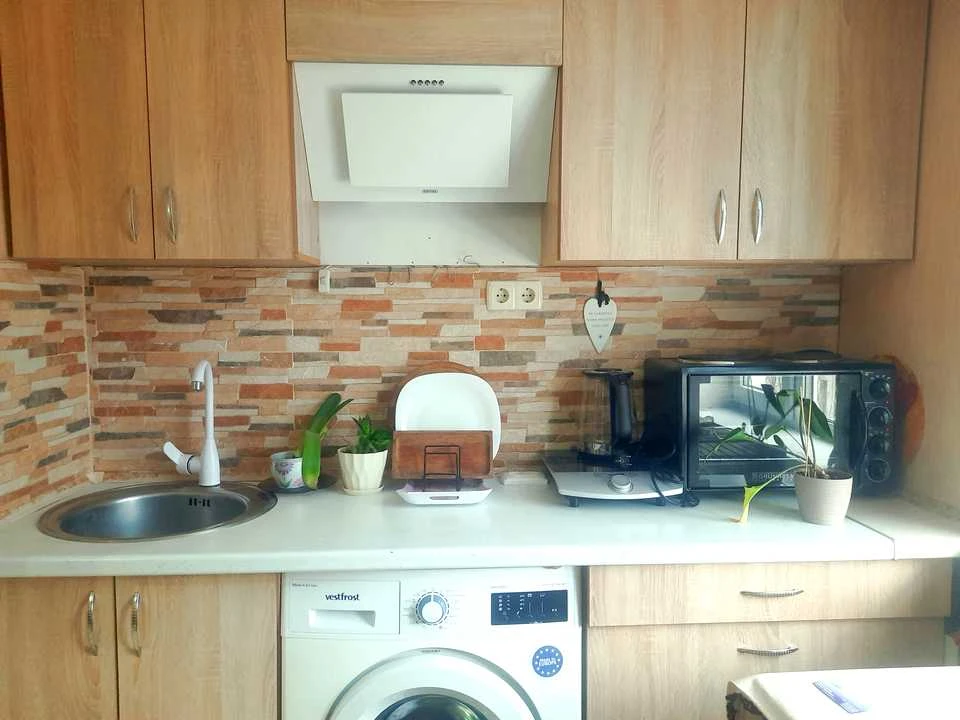 Apartment. Kindrashivsky Prospect.