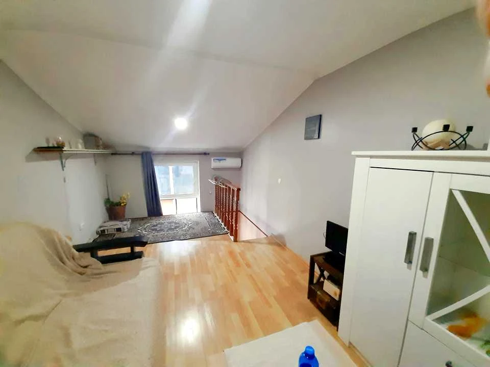 Apartment. Kindrashivsky Prospect.