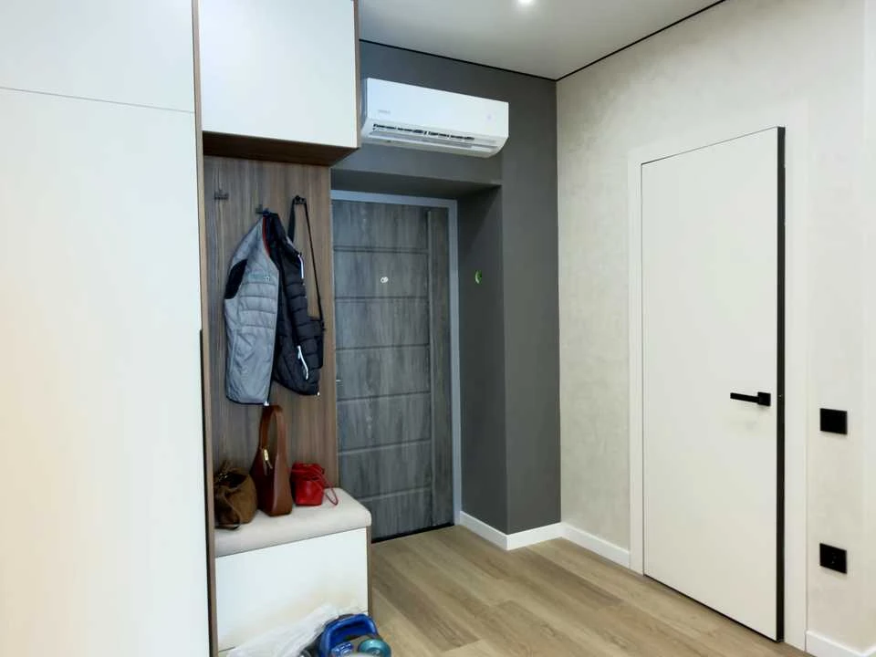 Apartment. Ivano-Frankivsk, Knyzhyn