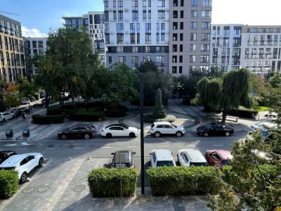 Квартира. Киев, Салютная ул.