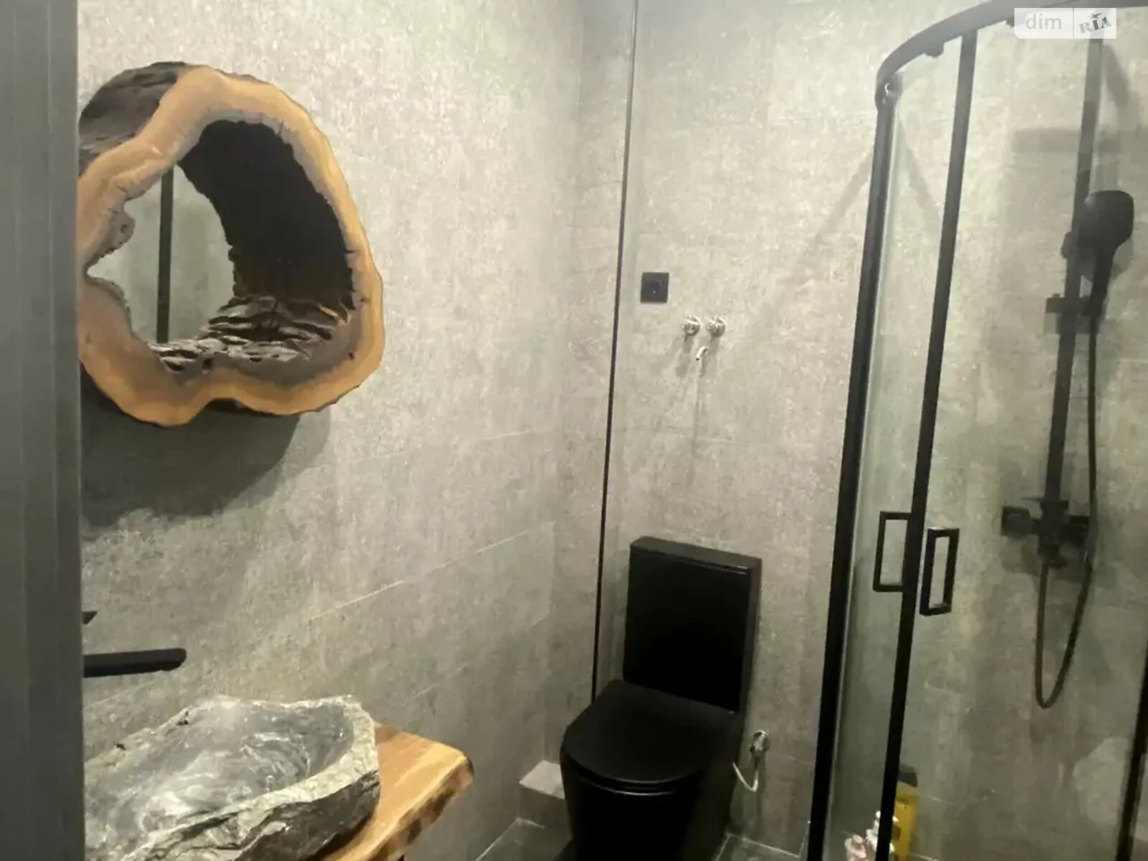 Long-Term Rental Apartment Podilsky