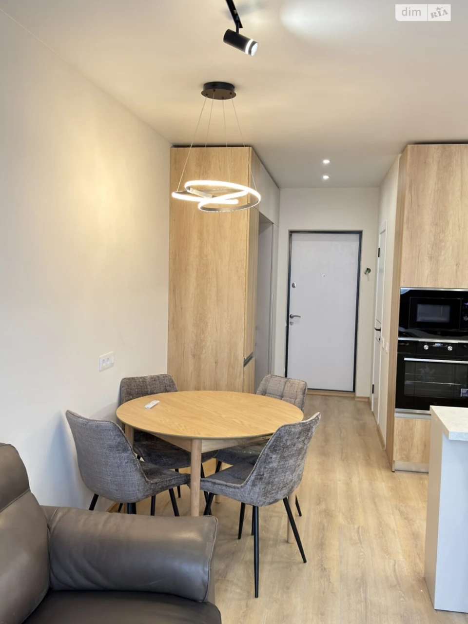 Long-Term Rental Apartment, Darnytskyi