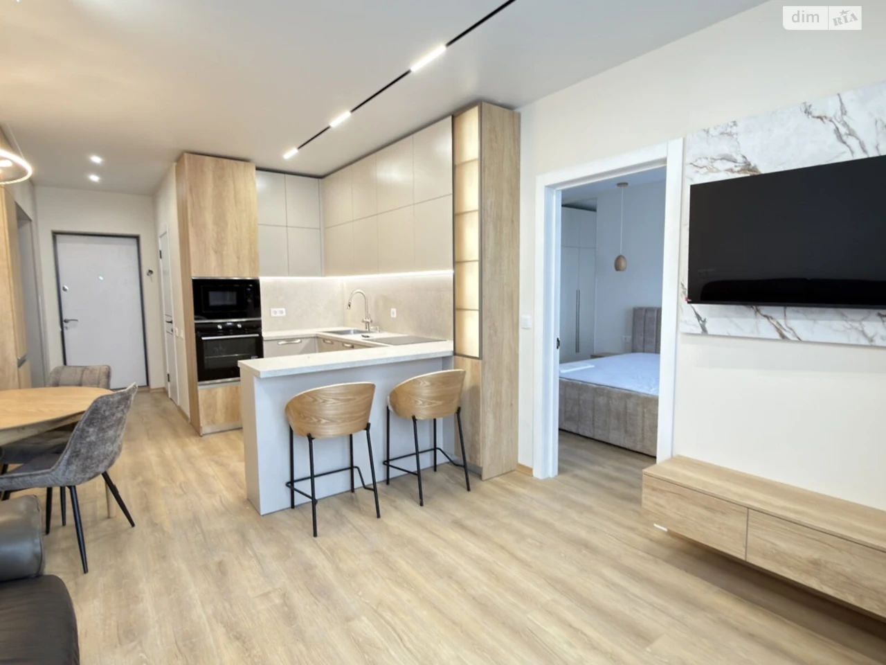Long-Term Rental Apartment, Darnytskyi