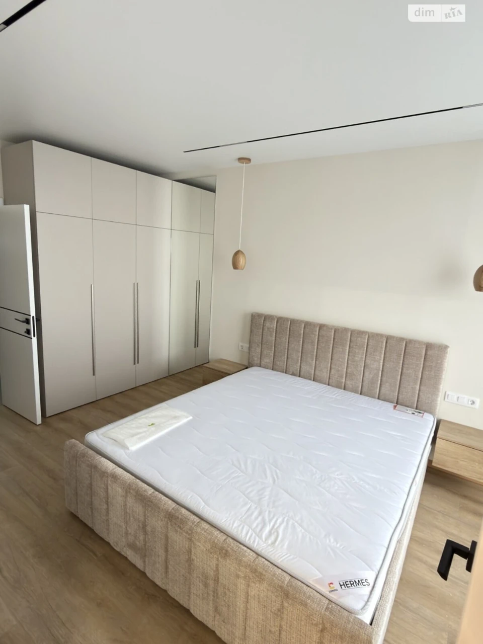 Long-Term Rental Apartment, Darnytskyi