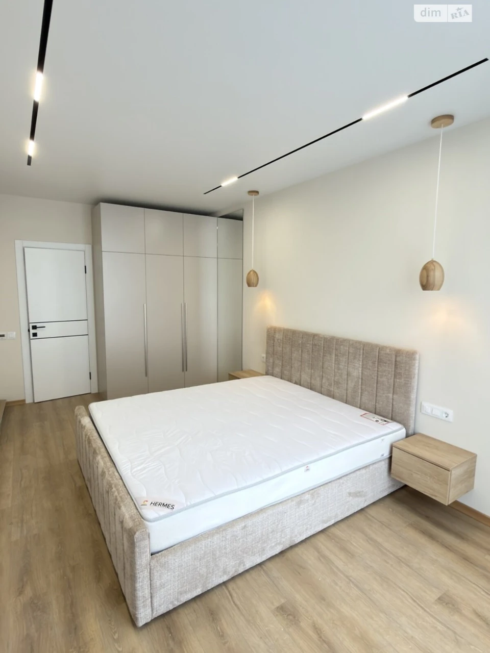 Long-Term Rental Apartment, Darnytskyi