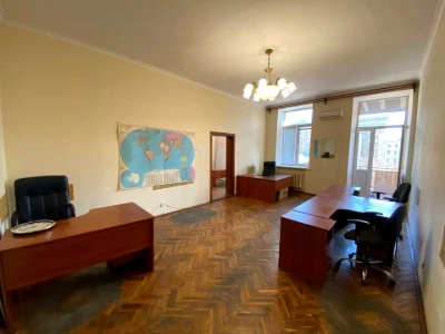 Apartment. Eugene Chikalenko Street, Kyiv
