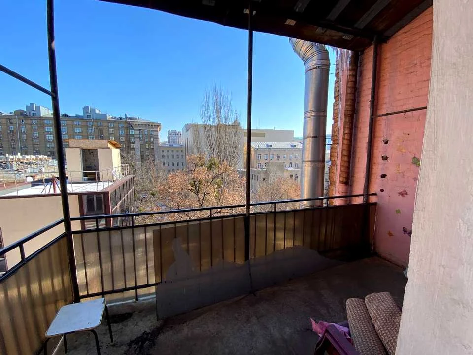 Apartment. Eugene Chikalenko Street, Kyiv