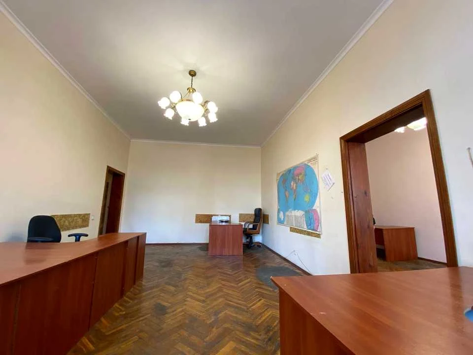 Apartment. Eugene Chikalenko Street, Kyiv