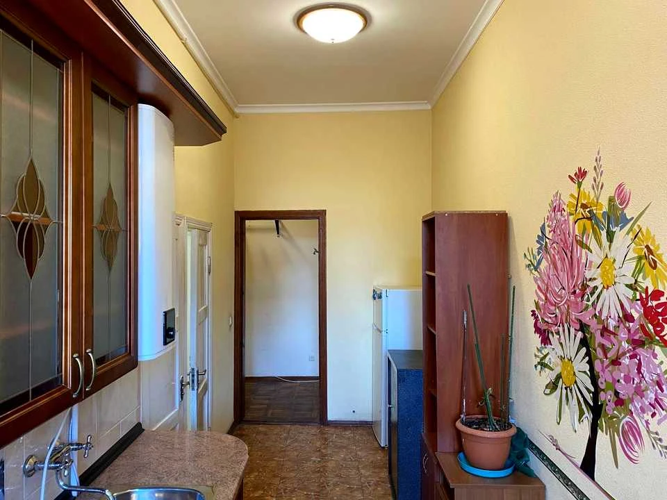 Apartment. Eugene Chikalenko Street, Kyiv