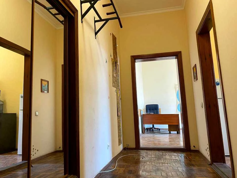 Apartment. Eugene Chikalenko Street, Kyiv