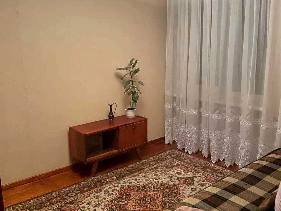 Квартира. Дніпро, Новокримська вул. 5