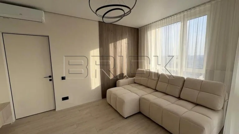 Apartment for Sale in Dibrova Park, Viktor Nekrasov Street, 10