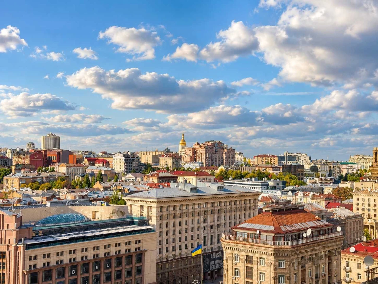 Exclusive ground-floor apartment on Khreshchatyk Street