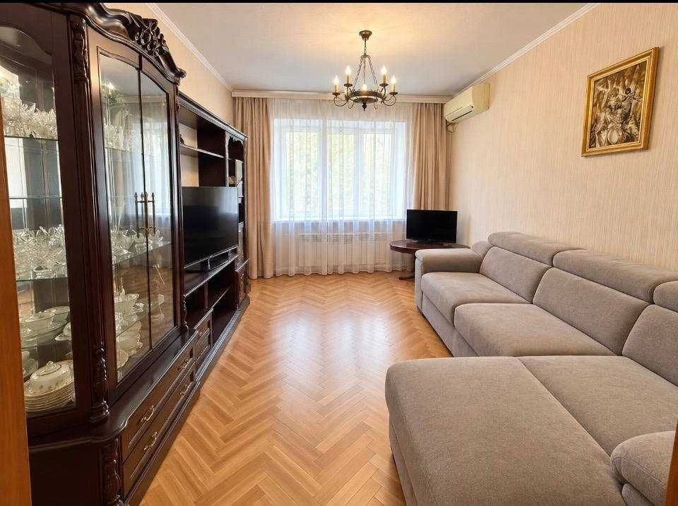For Sale 3-bedroom apartment CHESHKU, Perevoya-4
