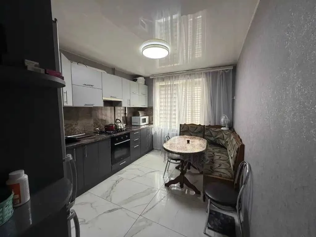 For Sale 3-bedroom apartment CHESHKU, Perevoya-4