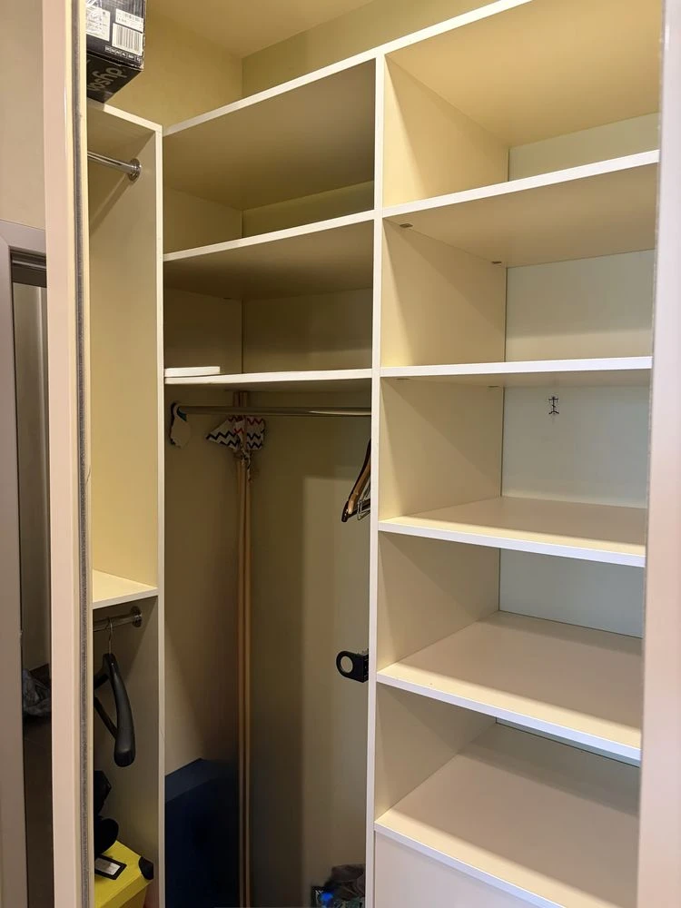 Exclusive 3-bedroom apartment with custom renovation on street