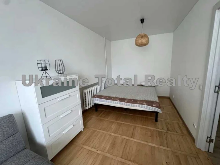 Apartment. Bereznyakyvska St., Kyiv