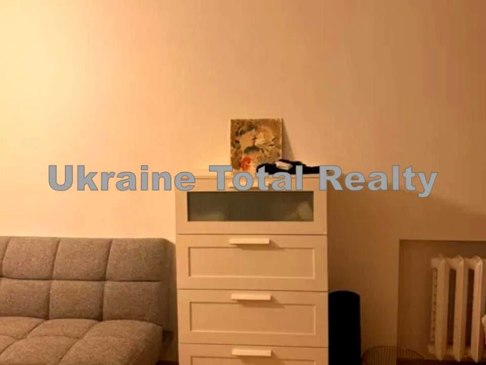 Apartment. Bereznyakyvska St., Kyiv