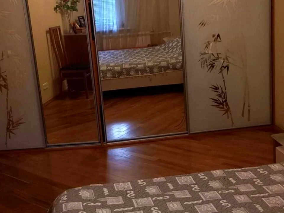 Квартира. Київ, Бориса Гмирі вул.