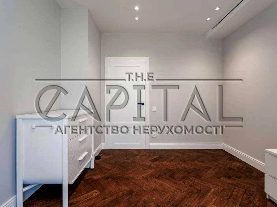Квартира. Київ, вулиця Зарічна