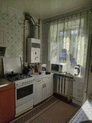 For Sale: 2-room apartment on Kholodna Hora
