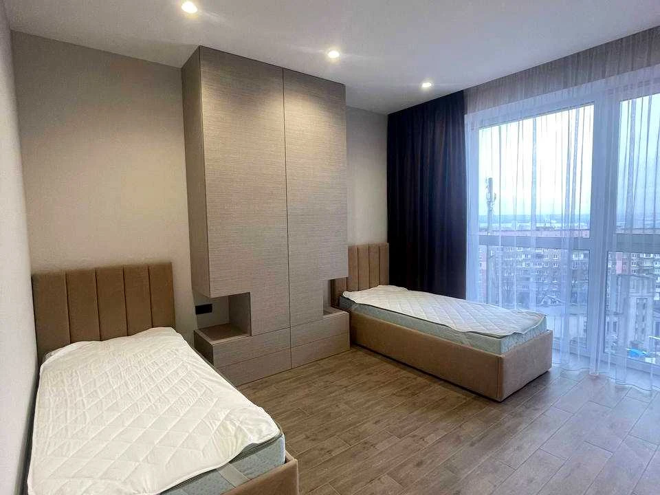 Apartment. Dnipro, Gavanska St., (Building 1)