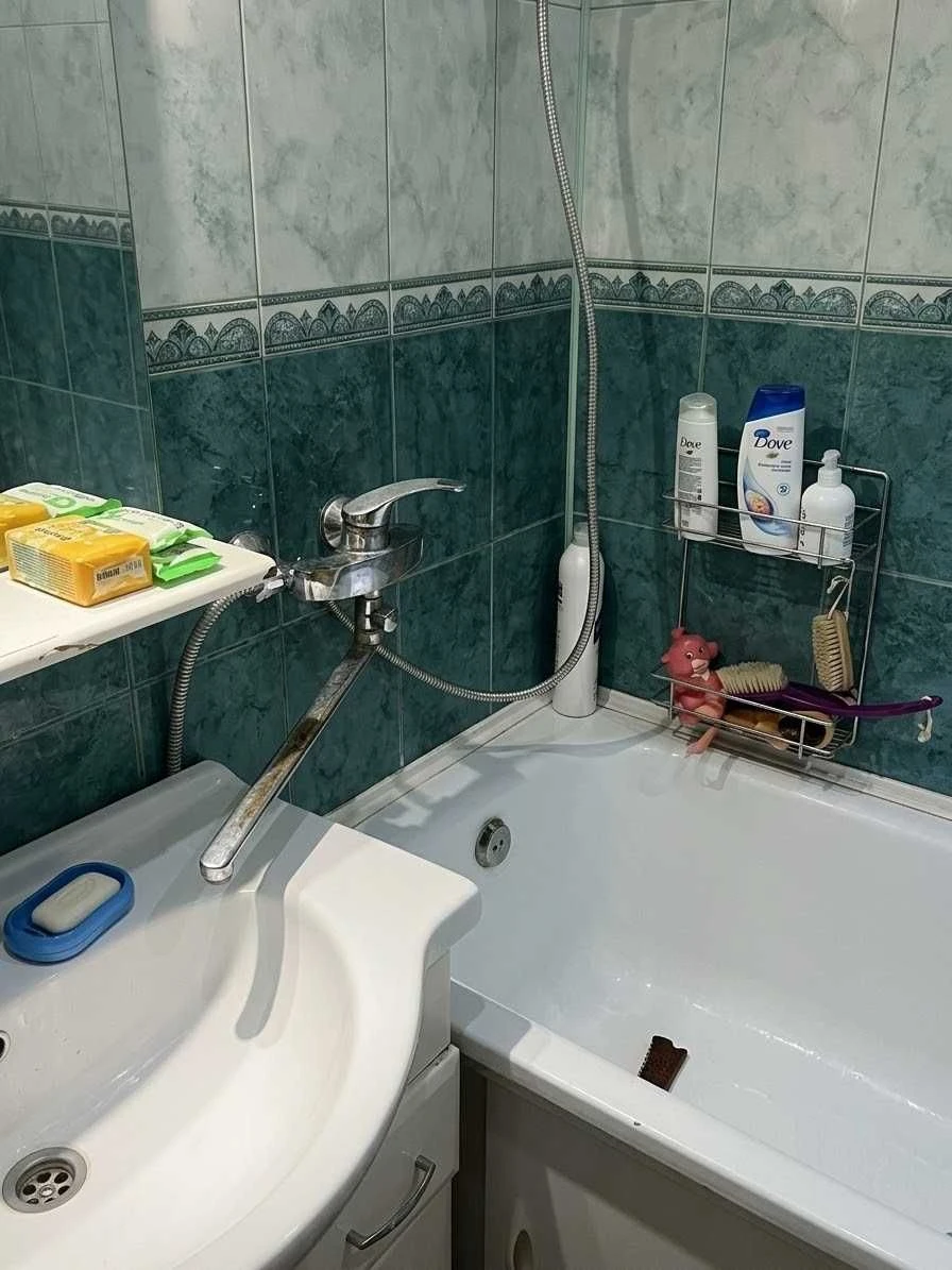 Продается квартира на Холодной горе