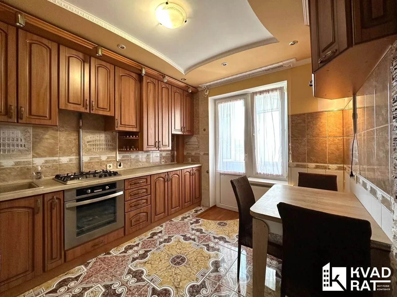 Продам 1 кім квартиру з виглядом на усе місто